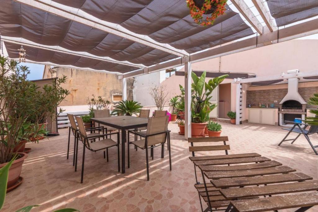 La Feluca Apartman Szirakúza Kültér fotó